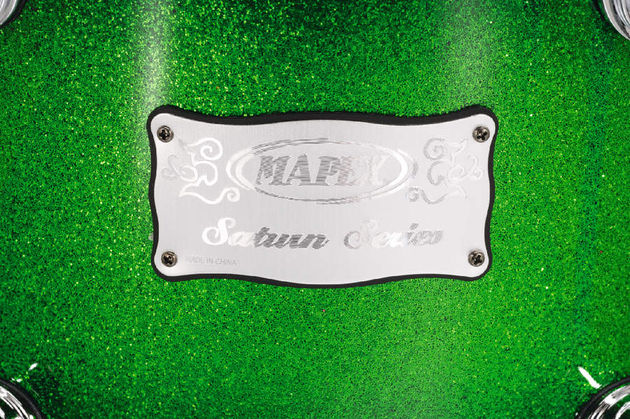 blank The Green Appleburst sparkle is exclusive to the Saturn series.